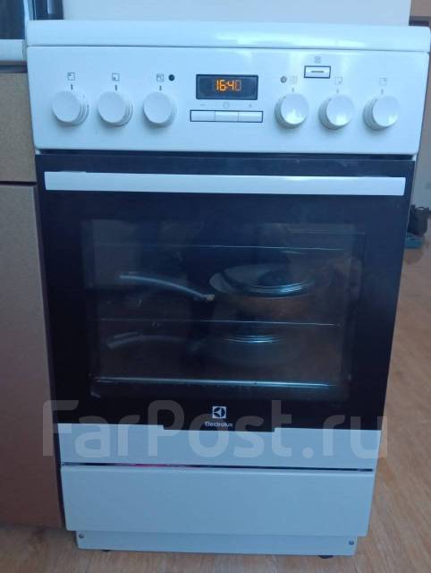 Плита электрическая стеклокерамика Electrolux, б/у, в наличии. Цена: 30 ...