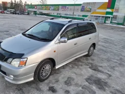Toyota Gaia ����
