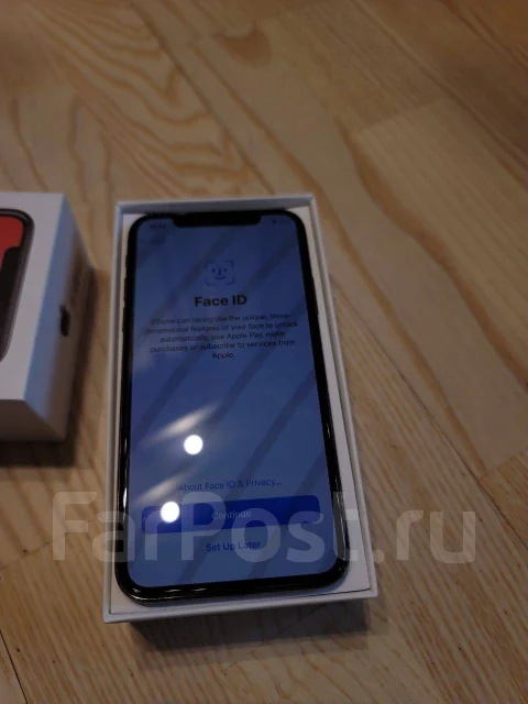 Apple iPhone X. �/�, 256 ��, ������, 4G LTE, NFC ����