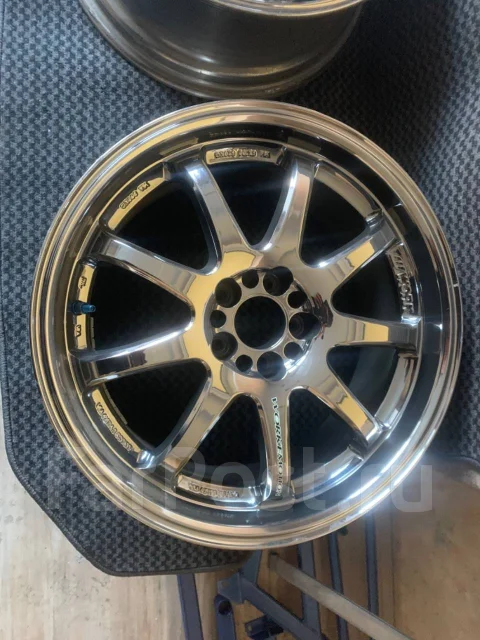 Work Emotion XD9. 7.5x17", 5x100, ET32 ����