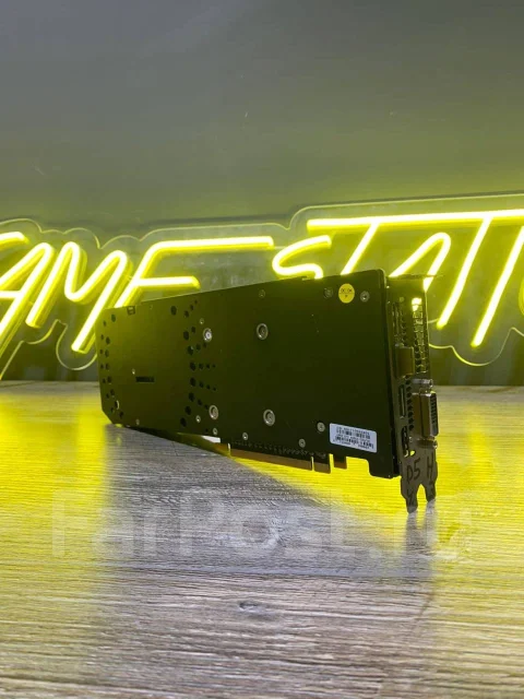 Radeon RX 570 ����