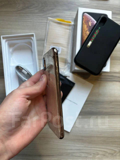 Apple iPhone Xs. �/�, 64 �� ����