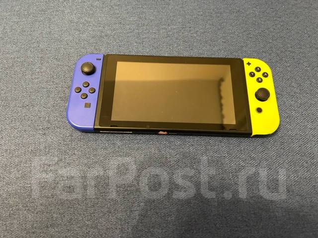 Продам Nintendo Switch, б/у, в наличии. Цена: 15 500₽ во Владивостоке
