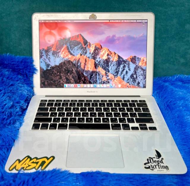 MacBook Air 13 Late 2010 SSD 250G, ноутбук, 13.3", 250 Гб, 4 гб, 2,1 ГГц,  WiFi, Bluetooth, б/у. Цена: 15 000₽ во Владивостоке