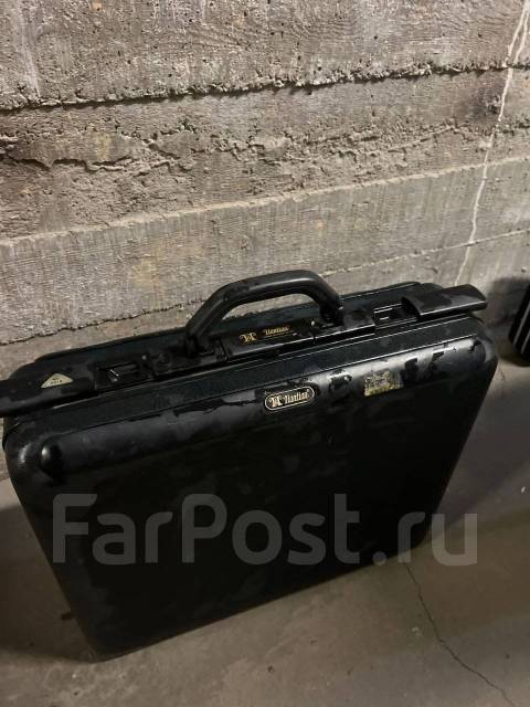 Дипломат кейс чемодан 50 х 40 х 16см, б/у, в наличии. Цена: 500₽ во ...