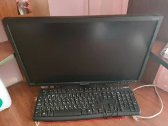 Samsung. 24" ����