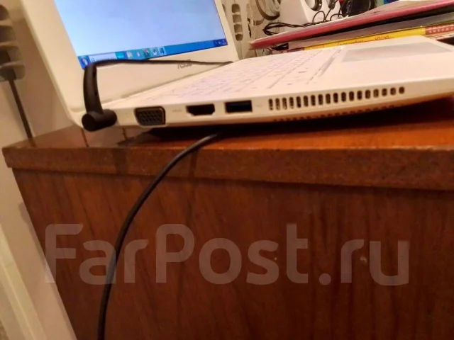 Asus. ��� 4 ��, ���� 110���, WiFi: 1, Bluetooth: 1 ����