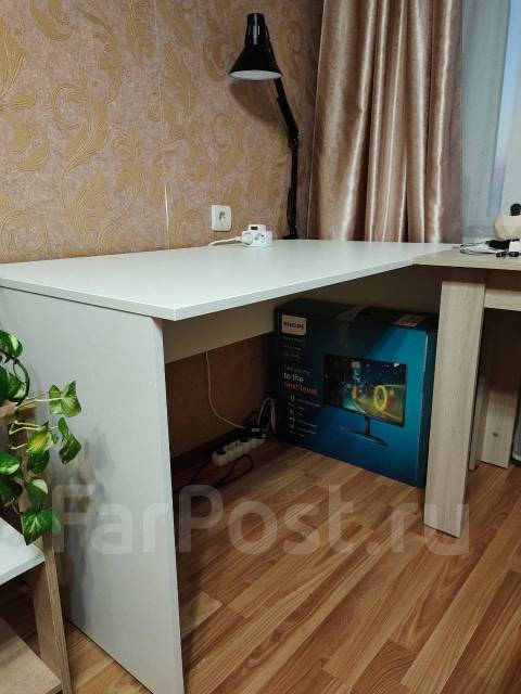 Продам письменный стол 120/70/75, прямоугольный, белый, 120,0 см, 75,0 ...