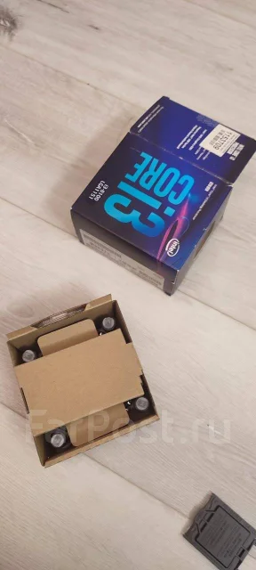 Intel Core i3-8100 ����