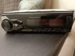 Pioneer MVH-180UB ����