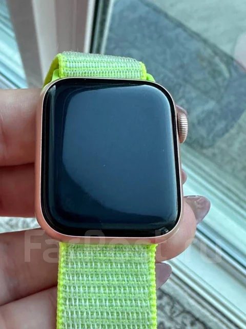 Apple Watch Series 4 ����