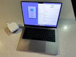 Apple MacBook Pro 14 2021. 14", ��� 16 ��, ���� 1 000���, WiFi, Bluetooth ����