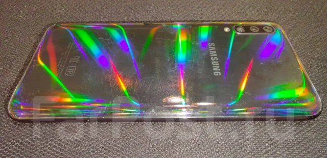 Samsung Galaxy A70. �/�, 128 ��, �����, 4G LTE ����