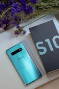Samsung Galaxy S10+. �/� ����