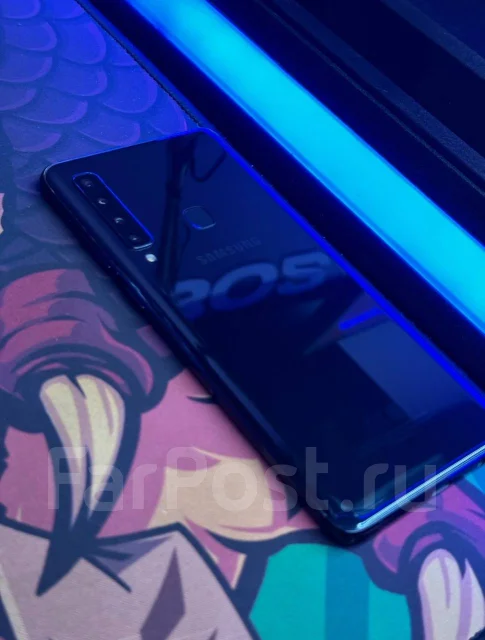 Samsung Galaxy A9. �/�, 128 ��, ������, 3G, 4G LTE, Dual-SIM, NFC ����