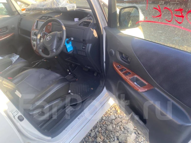 Toyota Ractis. NCP1000069422, 1NZFE ����