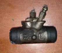 ������� ��������� ������� ������ ����� Toyota Carina ED, ST180, ST181, ST200, ST201 4757020051 ����