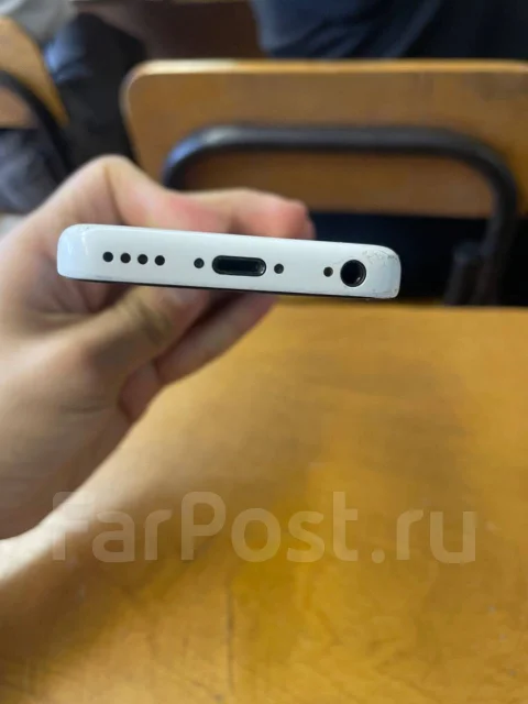 Apple iPhone 5c. �/�, 32 ��, ����� ����
