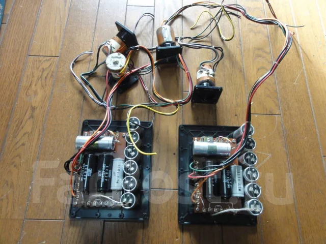 ���������� ����������� Yamaha NS-1000M ����
