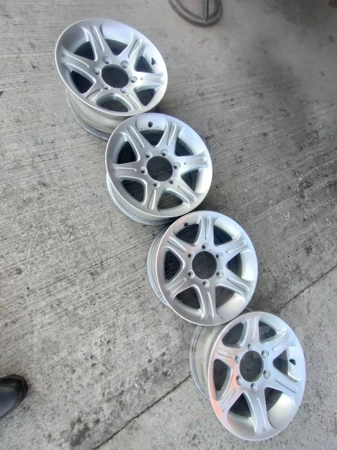 Mayors. 6.0x15", 6x139.7, ET25, �� 110���. ����