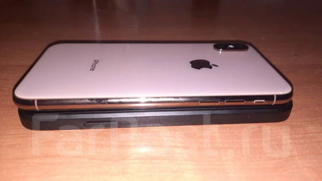 Apple iPhone Xs. �/�, 64 ��, ������� ����