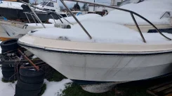 Yamaha F-26. 1998 ���, ����� 8��., ��������� ��� ���������. ��� ����� �� ������������ ����