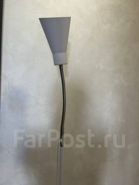 Торшер, б/у, в наличии. Цена: 1 200₽ во Владивостоке