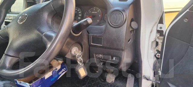 Nissan Caravan. �������, 4wd, 3.0 (130��.�.), ������, 205 000����. �� ����