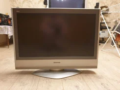 Panasonic. LCD (��) ����