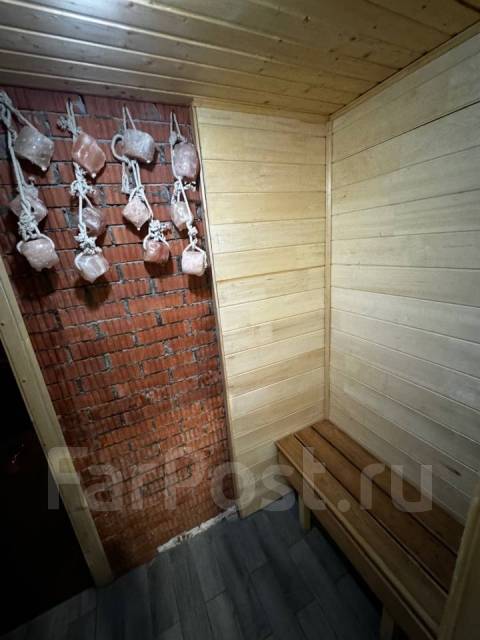 Русская баня с бассейном 11 метров с водой из источника во Владивостоке