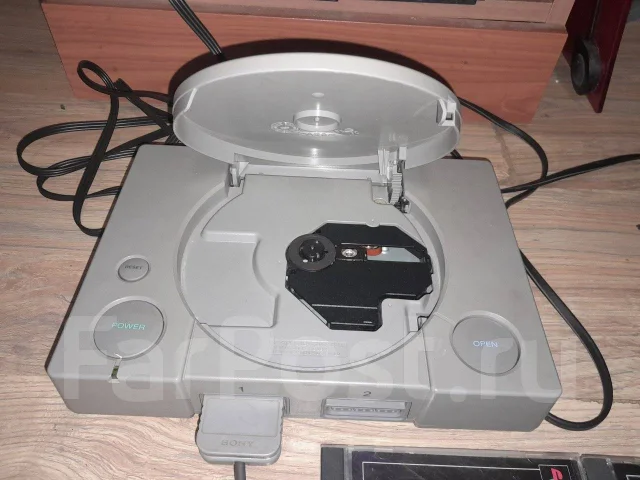 Sony PlayStation One ����