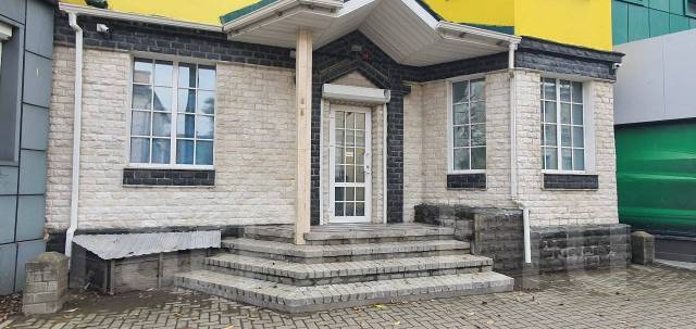 Магазин метр иркутск режим работы сергеева. Линолеум в магазине. Торговый центр проект. Управдом ленинградская 77. Тц м2 волгоградский проспект 32.