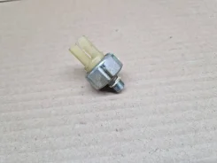 ������ �������� ����� Nissan 25240-89915 ����
