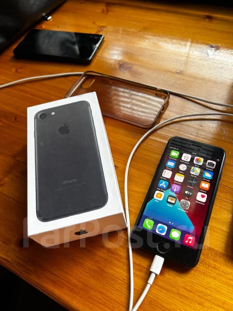 Apple iPhone 7. �/�, 128 ��, ������, 3G, 4G LTE, ����������, NFC ����