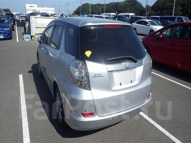 Honda Fit Shuttle. GG8 ����