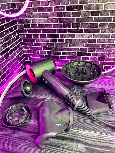 Фен Dyson (Малайзия ), новый, в наличии. Цена: 4 990₽ во Владивостоке