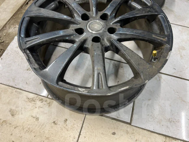 Topy Zina. 7.5x18", 5x114.3, ET38 ����