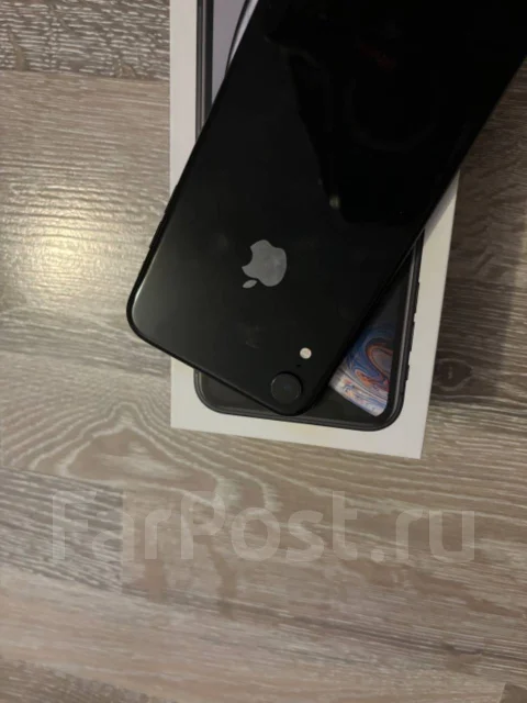 Apple iPhone Xr. �/�, 64 ��, ������, 3G, 4G LTE ����