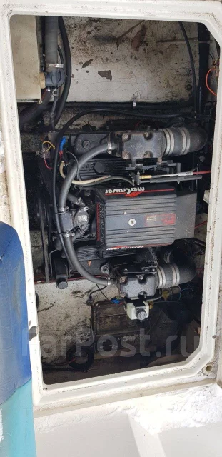 Bayliner. 1990 ���, ����� 7,9��., ��������� ������������, 190��.�., ������ ����
