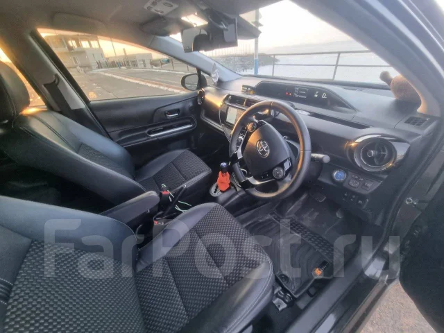 Toyota Aqua. �������, ��������, 1.5 (75��.�.), ������, 57 000����. �� ����