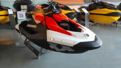 BRP Sea-Doo Spark. 2024 ��� ����