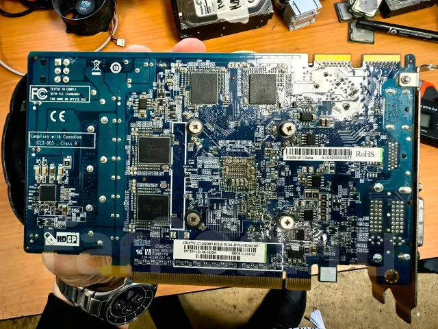 Radeon HD 5770 ����