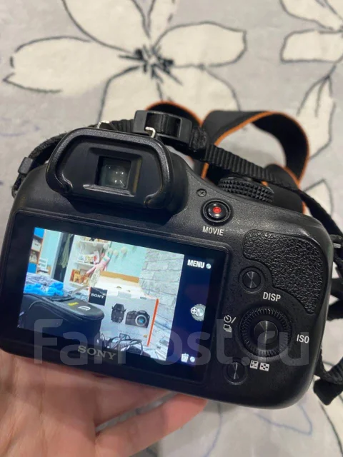 Sony Alpha ILCE-3500. ���: 4� ����