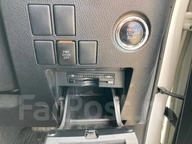 Toyota Vellfire. AGH30W0005525 ����