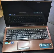 Asus K53S. 15.6", 2,5����, ��� 8 ��, ���� 250���, WiFi: 1 ����