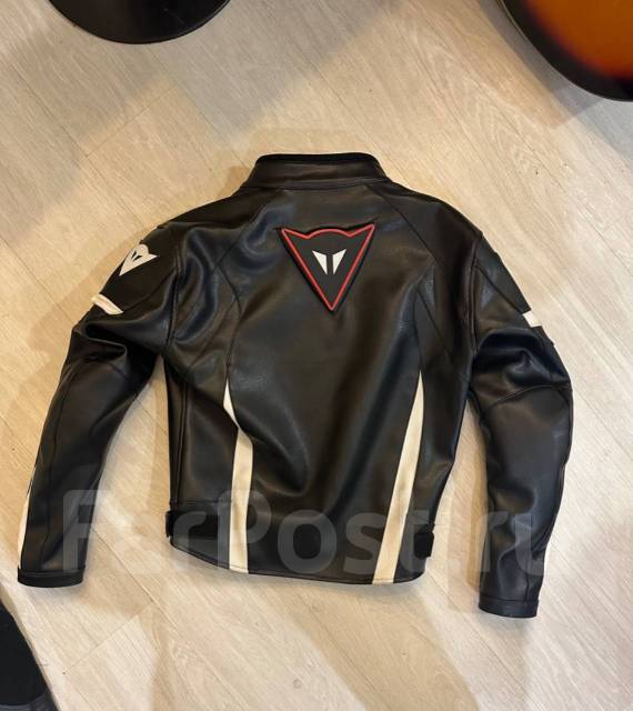Мотокуртка dainese, б/у, в наличии. Цена: 4 000₽ во Владивостоке