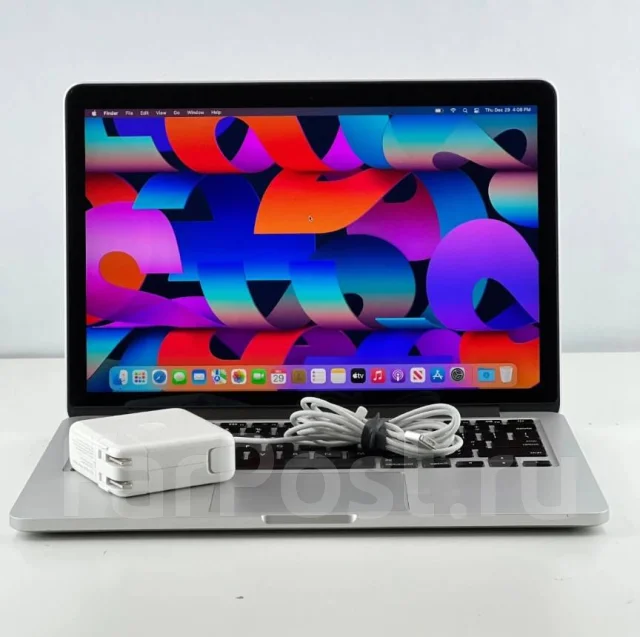Apple MacBook Pro 13 2015 Early MF839. 13", 2,7����, ��� 8 ��, ���� 256���, WiFi: 1, Bluetooth: 1, ����������� �� 8��. ����