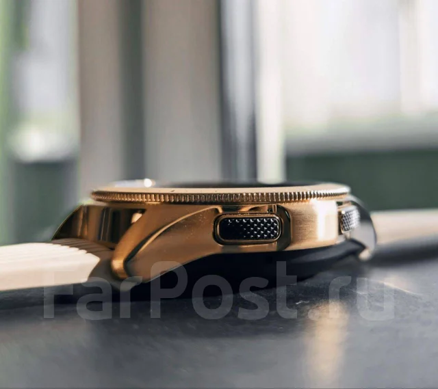 Samsung Galaxy Watch. NFC ����