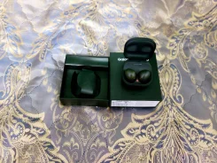 Samsung Galaxy Buds ����