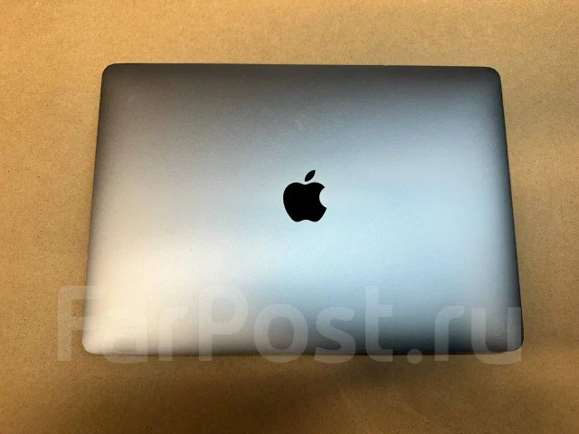 Apple MacBook Pro 13. 13", 2,3����, ��� 8 ��, ���� 256���, ����������� �� 6��. ����